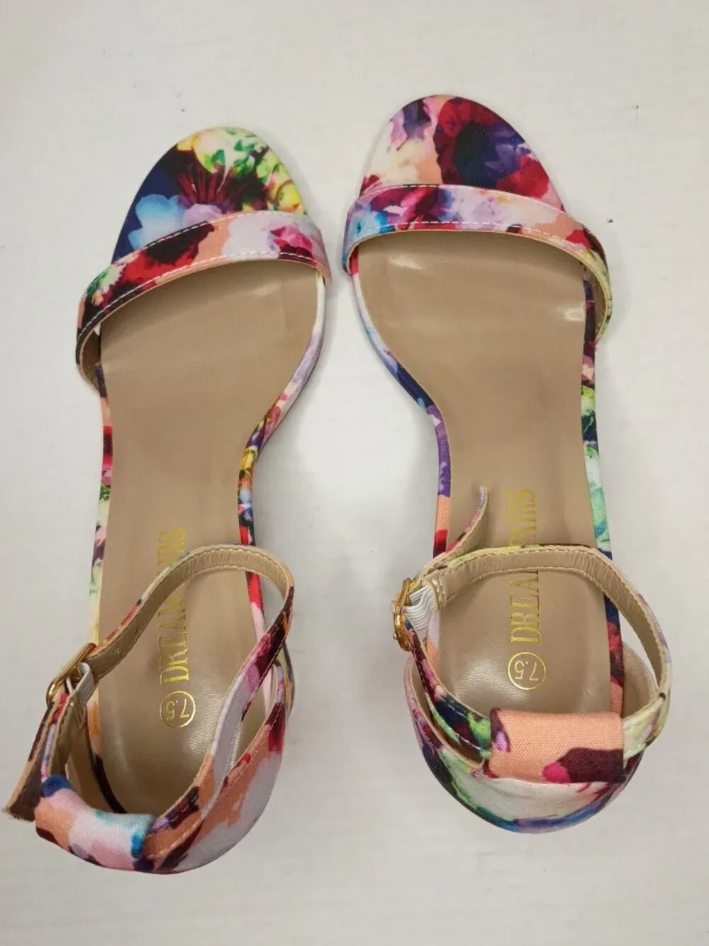 Dream Pairs Floral Block Heel Sandals Women’s Size 7.5